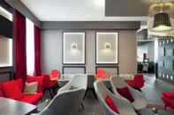 Bar, Kafe, dan Lounge Novotel Paris 17