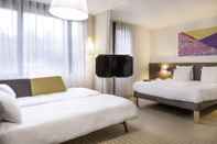 Bedroom Novotel Suites Paris Roissy CDG