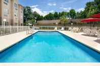 Swimming Pool Microtel Inn & Suites by Wyndham Lady Lake/The Villages