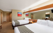 Bedroom 4 Microtel Inn & Suites by Wyndham Raton