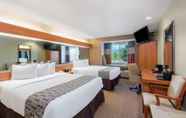 Bedroom 7 Microtel Inn & Suites by Wyndham Raton