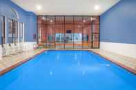 Swimming Pool Super 8 by Wyndham White Hall