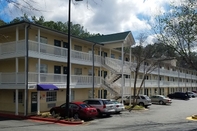 Exterior InTown Suites Extended Stay Atlanta GA - KSU/Kennesaw