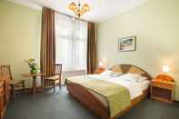 Kamar Tidur Baross City Hotel