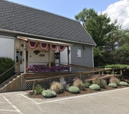 Exterior 2 Lake Ontario Motel & Inn