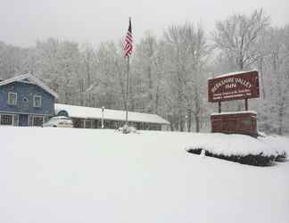 Exterior 2 Berkshire Valley Inn