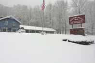 Exterior Berkshire Valley Inn