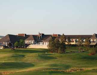 Exterior 2 Lone Tree Golf Club And Hotel