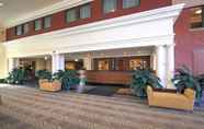 Lobi 4 Southbridge Hotel and Conference Center