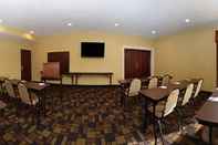 Functional Hall Best Western Plus Wilmington/Carolina Beach