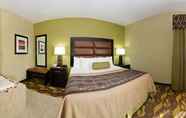 ห้องนอน 7 Best Western Plus Wilmington/Carolina Beach