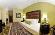 ห้องนอน 6 Best Western Plus Wilmington/Carolina Beach