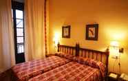 Kamar Tidur 4 Hotel Casona Del Busto