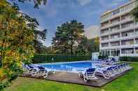 Kolam Renang Hotel Lido