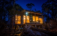 Exterior 2 Cradle Mountain Wilderness Village