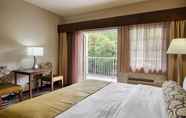 Bedroom 4 Best Western Plus River Escape Inn & Suites