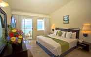 Bedroom 6 Aquamarina Beach Resort
