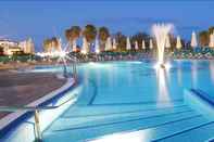 Swimming Pool Hotel MS Amaragua
