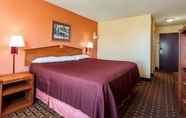 Bilik Tidur 5 Howard Johnson by Wyndham Airport