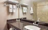 In-room Bathroom 2 Super 8 by Wyndham Brandon MB