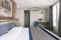 Kamar Tidur Hotel Saint Christophe