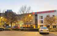 Exterior 4 Ramada by Wyndham London North M1