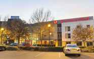 Bangunan 4 Ramada by Wyndham London North M1