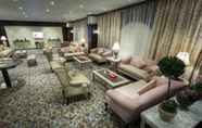 ล็อบบี้ 6 Hawthorn Suites by Wyndham Al Khobar