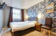 Bedroom 6 OYO Somerset Hotel Baker Street London