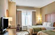 Bedroom 4 Comfort Inn & Suites West Chester - North Cincinnati