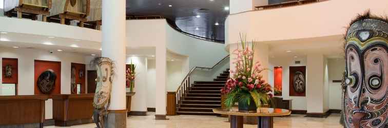 Lobby Crown Hotel