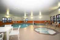 Swimming Pool Quality Inn