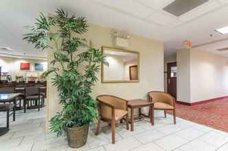 Lobby 4 Comfort Inn & Suites