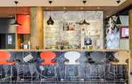 Quầy bar, cafe và phòng lounge 3 ibis Hannover City