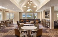 Bar, Cafe and Lounge 5 Residence Inn by Marriott Folsom Sacramento