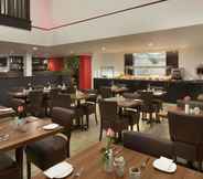 Nhà hàng 2 Ramada by Wyndham Oxford
