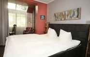 Kamar Tidur 6 Wilminks Parkhotel