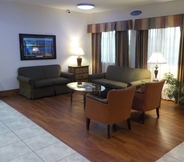 Lobby 6 SureStay Plus by Best Western Louisville Airport Expo