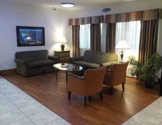 Lobby 2 SureStay Plus by Best Western Louisville Airport Expo