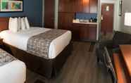 Bedroom 3 SureStay Plus by Best Western Louisville Airport Expo