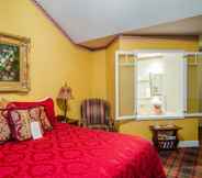 Kamar Tidur 7 Campbell House Inn