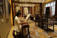 Bar, Cafe and Lounge Tibet Hotel Chengdu