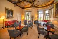 Bar, Cafe and Lounge The Elvetham Hotel