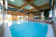 Swimming Pool Hotel Godewind