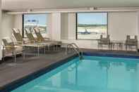 Swimming Pool The Westin Detroit Metropolitan Airport