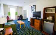 Common Space 6 Fairfield Inn by Marriott Toronto Oakville