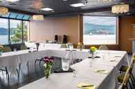 ห้องประชุม Oceanfront Suites at Cowichan Bay