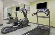 Fitness Center 6 Holiday Inn Express & Suites Fredericton, an IHG Hotel