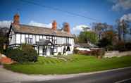 Exterior 4 Donington Park Farmhouse Hotel