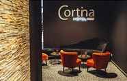 Bar, Cafe and Lounge 5 Cortina Hotel